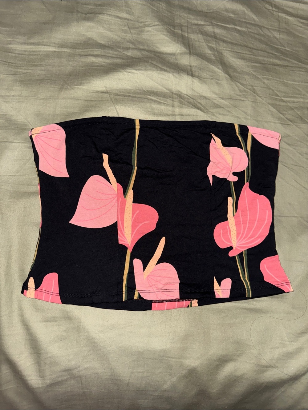 Ava Sky Fighting Eel Anthurium Tube Top Black & Pink
